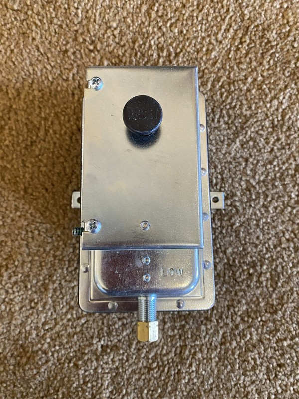 Cleveland Controls Adjustable Differential Pressure Switch AFS-460
