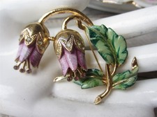 Vintage 1940's Early CORO Enamel & Rhinestone FLOWER PIN Brooch