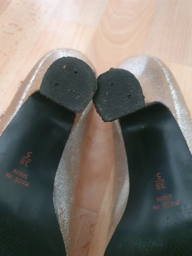 Red Or Dead Shoes Heels - Art Deco 1920s Style Gold Crackle Retro 00s Y2K Size 5 - Picture 11 of 16