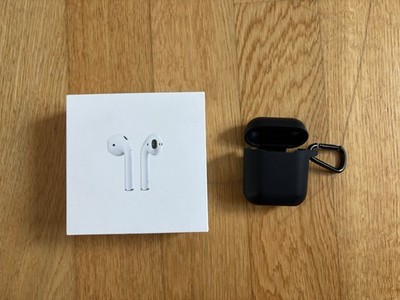 Apple AirPods 2. Generation A2032 A2031 A1602 mit Ladecase