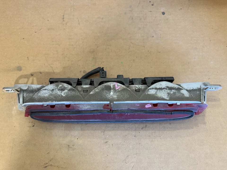 Chevy Cobalt y Pontiac G5 2005-2010 cupé tercera luz de freno lámpara de freno 15271523 Foto 4 de 4