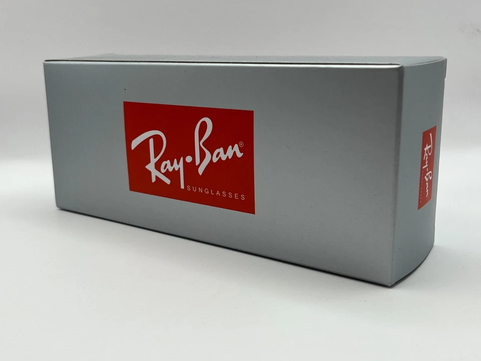 Authentic Ray Ban Classic Aviator Gold Frames, Brown Lenses RB3025 58mm - Image 3 of 4