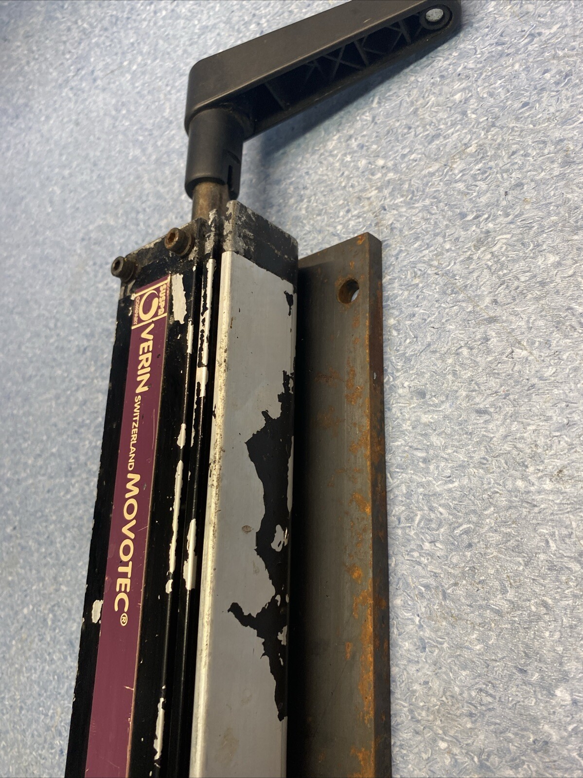 Suspa Movotec Hydraulic Lift System Verin Switzerland L-96-140-e-166777 Untested