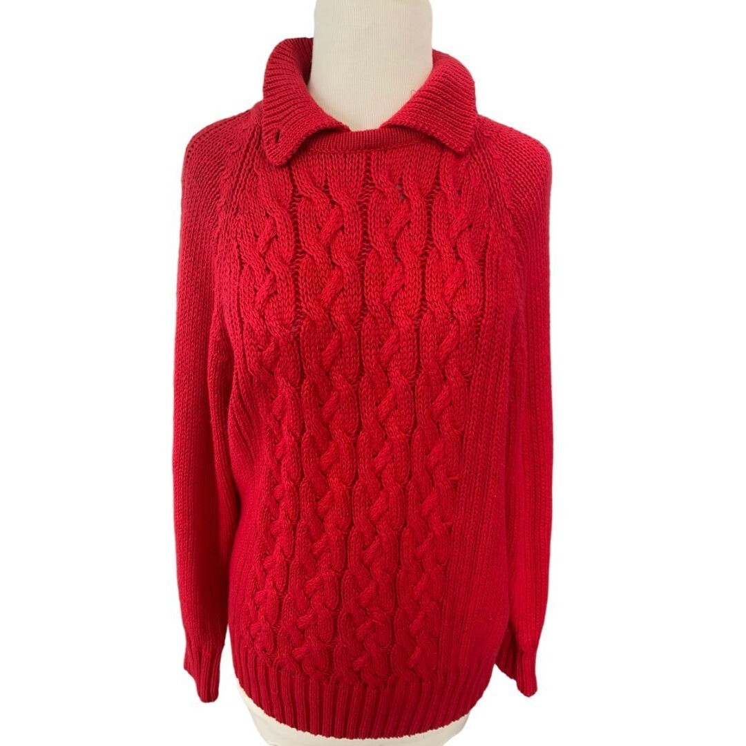 Large Illustrations Red Cable Knit Collared Vinta… - image 1