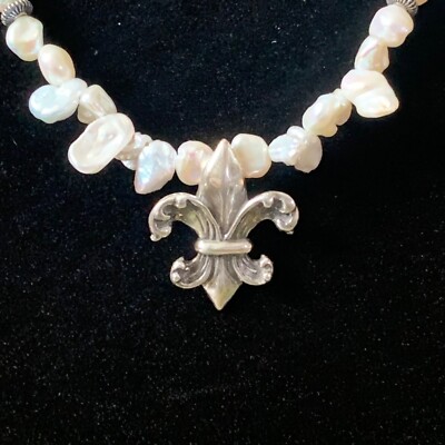 Jose Balli Fleur-De-Lis Pendant Necklace 18