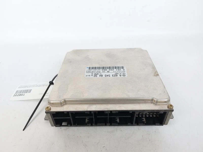 0261204883 CENTRALINA MOTORE ECU BOSCH MERCEDES-BENZ CLK (W208)2.0B 16V 136CV (2 - Immagine 2 di 3