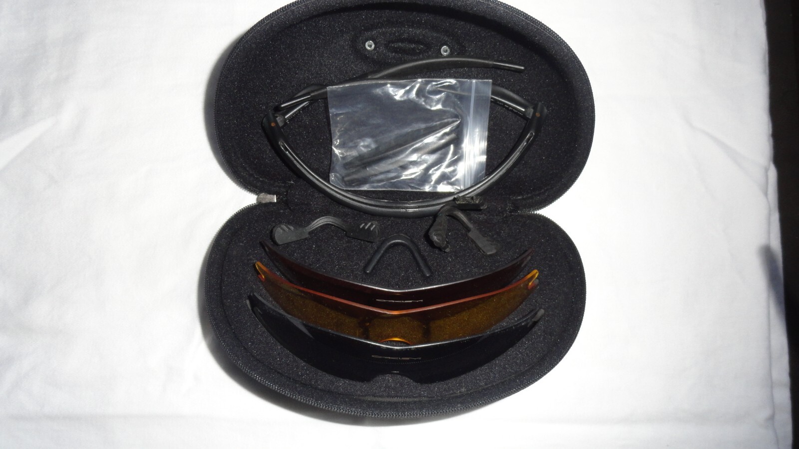 Oakley Sunglasses With 3 Lenses & Nose & Ear Accesories