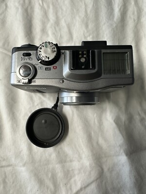 Canon　PowerShot G1 PC1004 Canon PowerShot G1 PC1004 Gray 3.3MP 3x Optical Zoom Digital