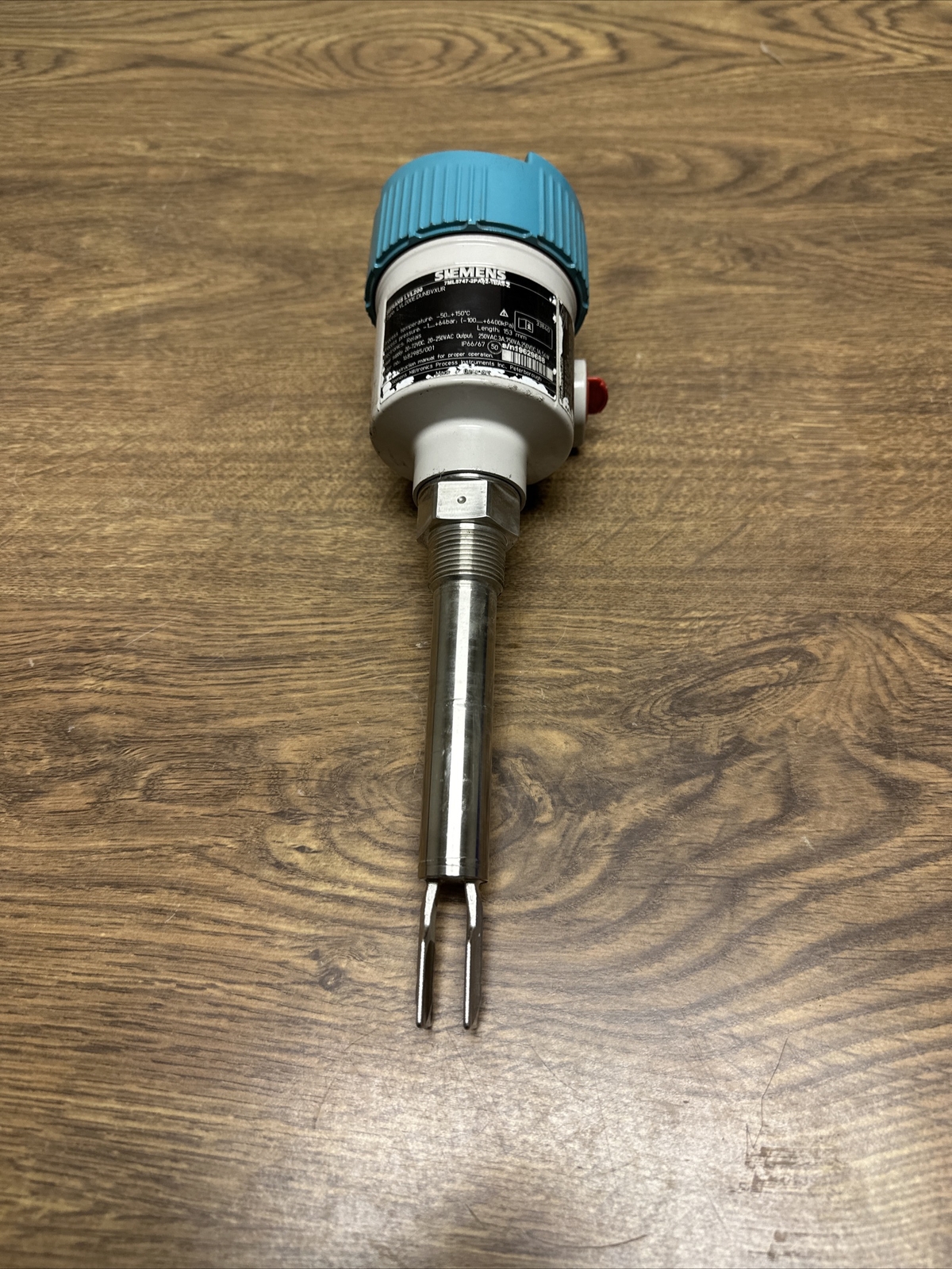 Siemens,7ML5747-2PA02-1BAO-Z,Vibrating Point Level Switch