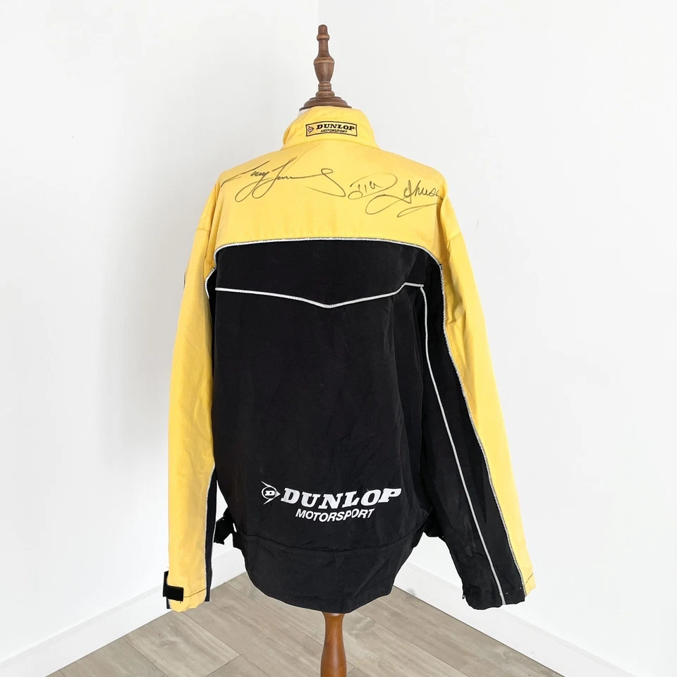 Chaqueta Dunlop Motorsport Para Hombres Firmada por Dick Johnson con Cremallera Negra Amarilla Talla 3XL Foto 2 de 4