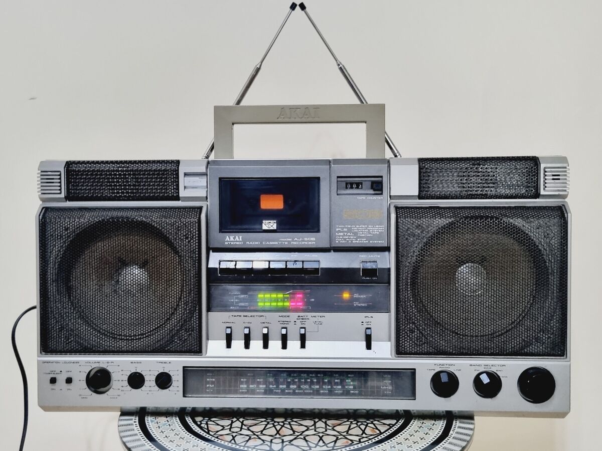 Akai AJ-505 FL Boombox Ghettoblaster Radio Cassette recorder Akai AJ-505 FL Boombox Ghettoblaster Radio Cassette recorder
