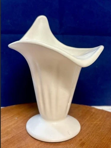Royal Haegar Restoration Hardware Vase Jack In The Pulpit Lily White Ceramic