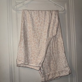 Victorias Secret  Pajama Set Long Sleeve Animal Print pink/white Size Medium