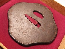Tsuba Edo era Japan Iron Ground Inlaid Hirata Style Antique Collectible