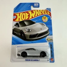 Hot Wheels Porsche 911 Carrera T Factory Fresh Free Shipping Ship in a Box