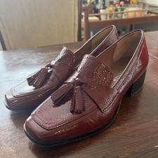 Donald Pliner Women  s Avi Loafer Pump in Maroon Size 7.5 Croc Embossed Tassels