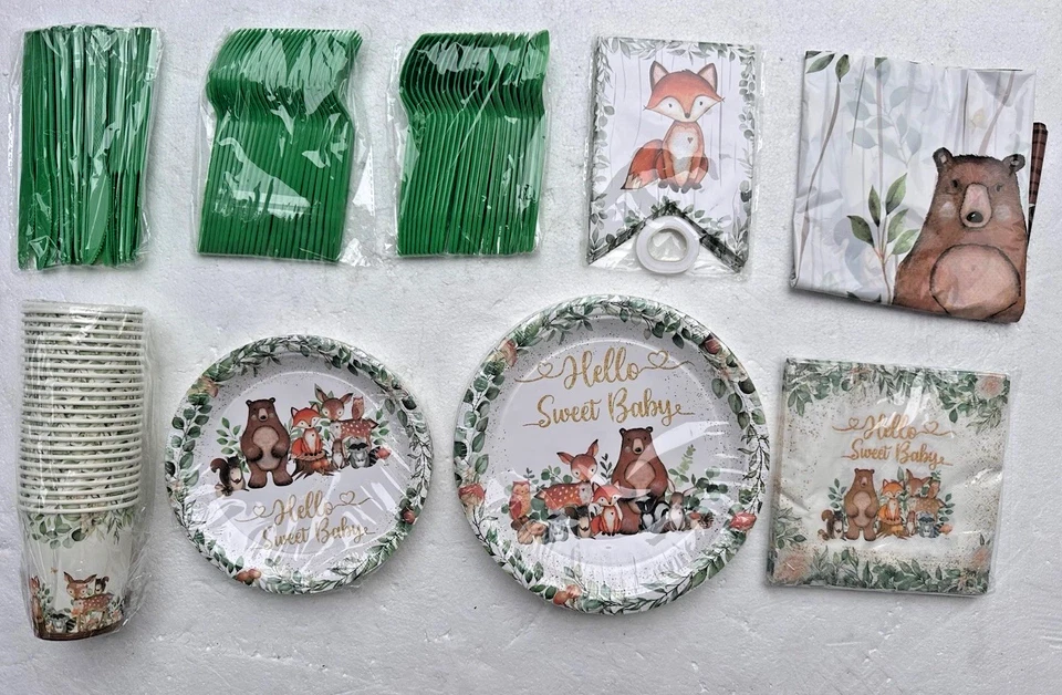Товары для душа ребенка Woodland лесное животное включает тарелки, салфетки, чашки - Изображение 2 из 4