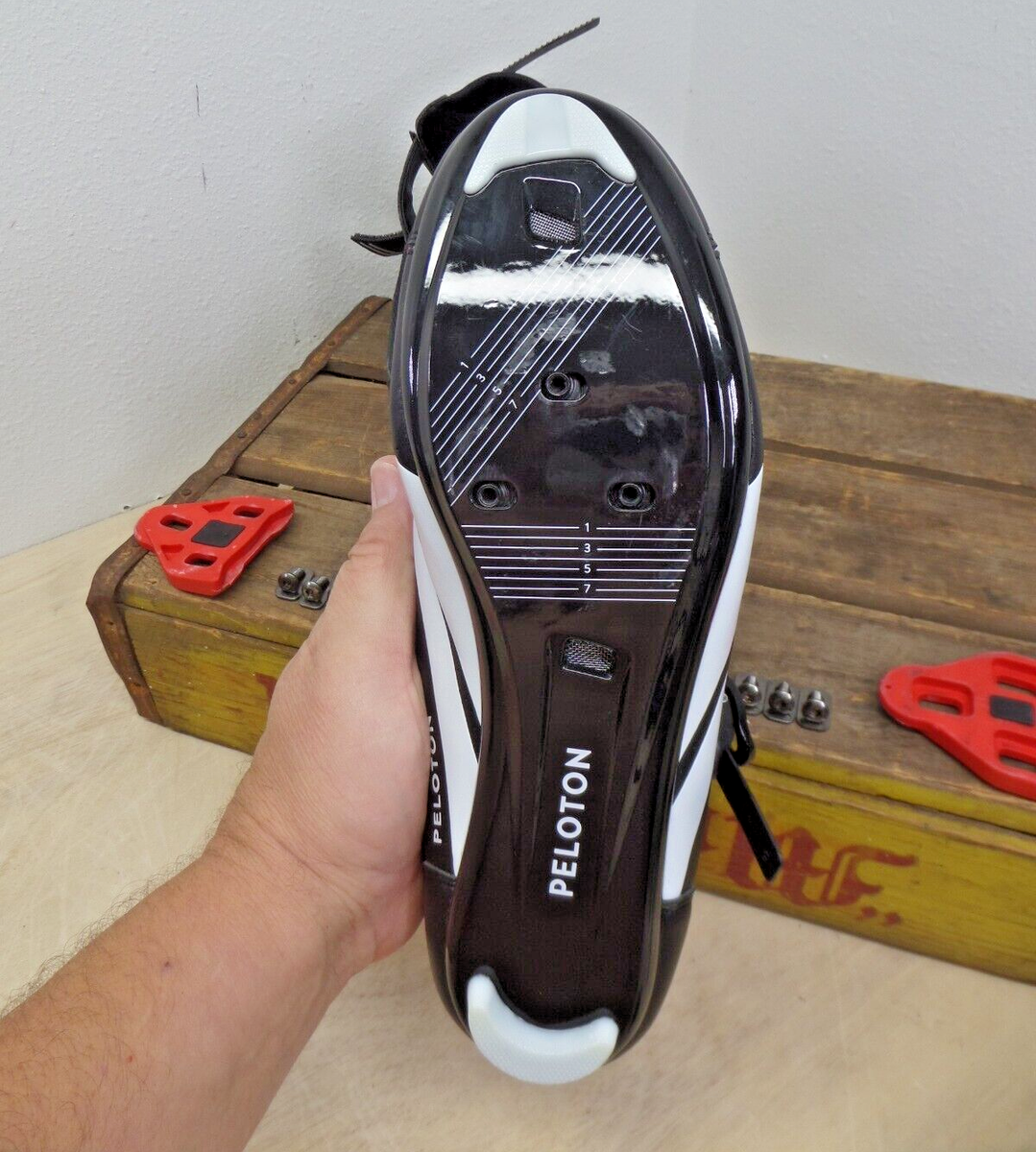 Chaussures De Cyclisme Peloton Homme – Taille US 11/EU 46 – Noir Et Rouge (occasion, Légère Usure)