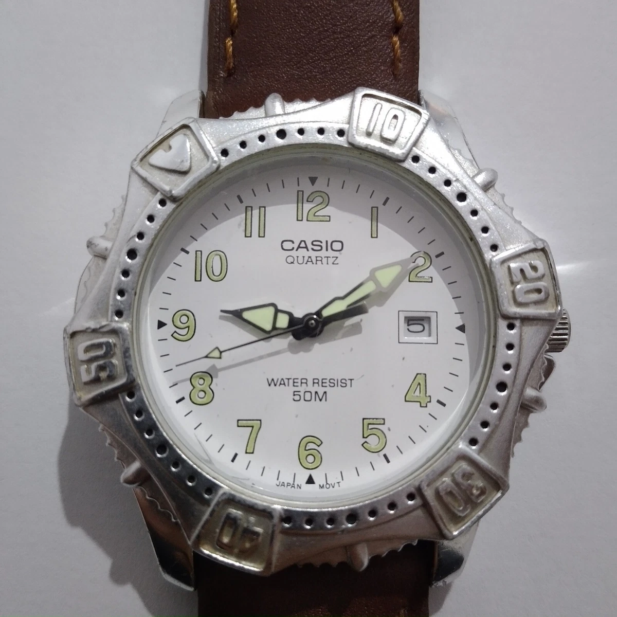 CASIO 1332 MTP 3028 men Japan MVT vintage quartz Water resist working CII