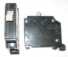 Cutler Hammer Type CH 15A 15 Amp single Pole Circuit Breaker CH115 New Style