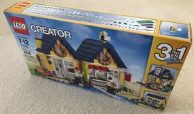 LEGO CREATOR: Beach Hut (31035) brand new and sealed