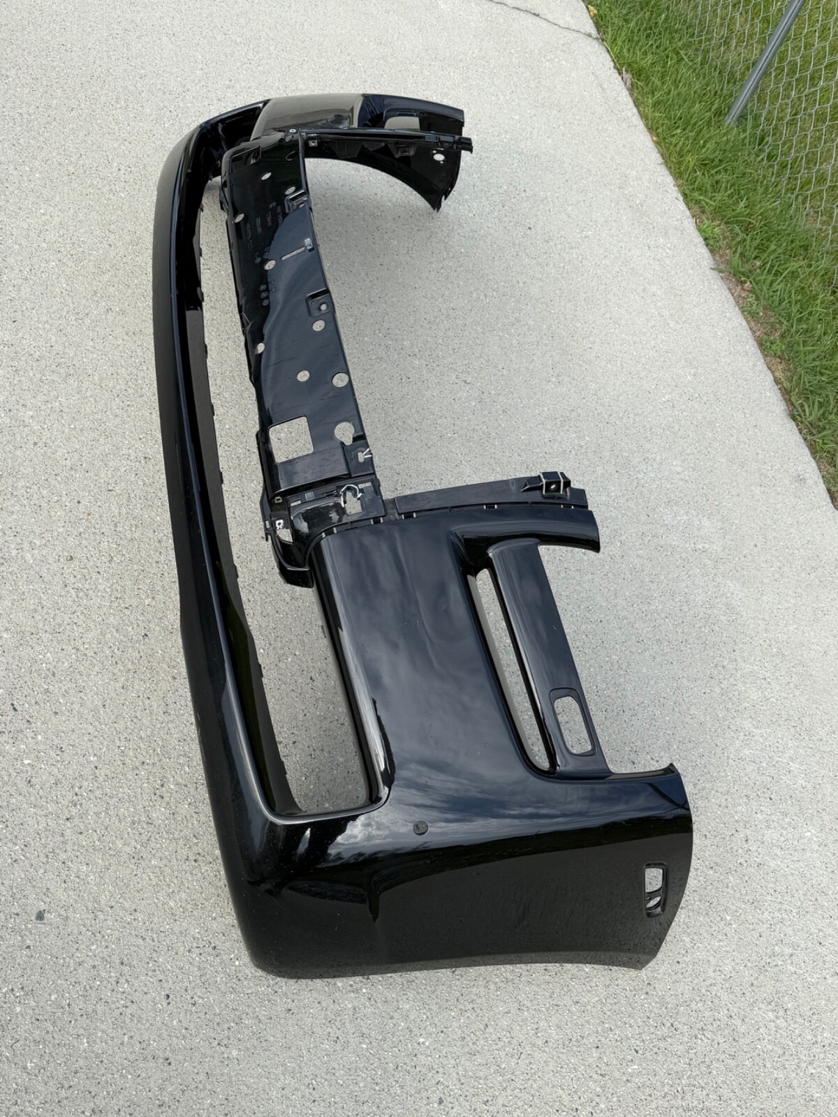 2010 - 2014 Rolls Royce Ghost Front Bumper OEM “ NO SHIPPING “ 51117198862