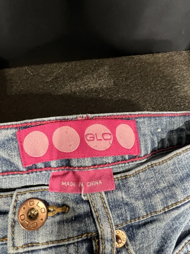 Jeans. Two Pair Of Girls Shorts. Size 10. Guess & Glo. #009 - Image 2 of 4