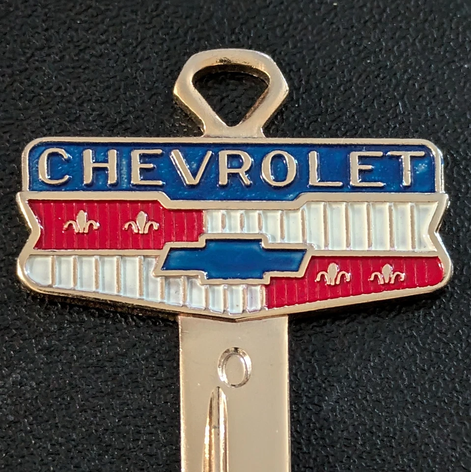 Vintage NOS Chevrolet Gold Plated Key Blank H1098LA B10 All Models 1935 - 1966 - Image 2 of 4