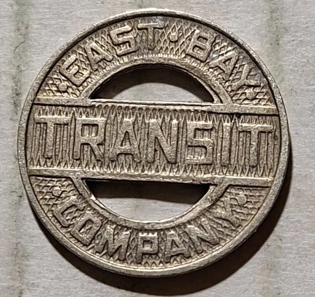 Oakland, California - East Bay Transit Company One Fare Transit Token CA 575 I - product detail image 1