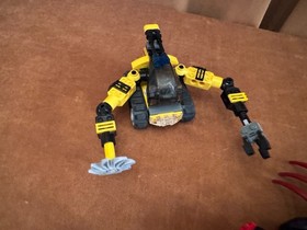 7772 LEGO Complete Aqua Raiders: Lobster Strike with minifigures