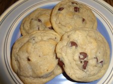 TRADITIONAL HOMEMADE CHOCOLATE CHIP COOKIES WITH CHOICE OF NUTS 3 DOZEN