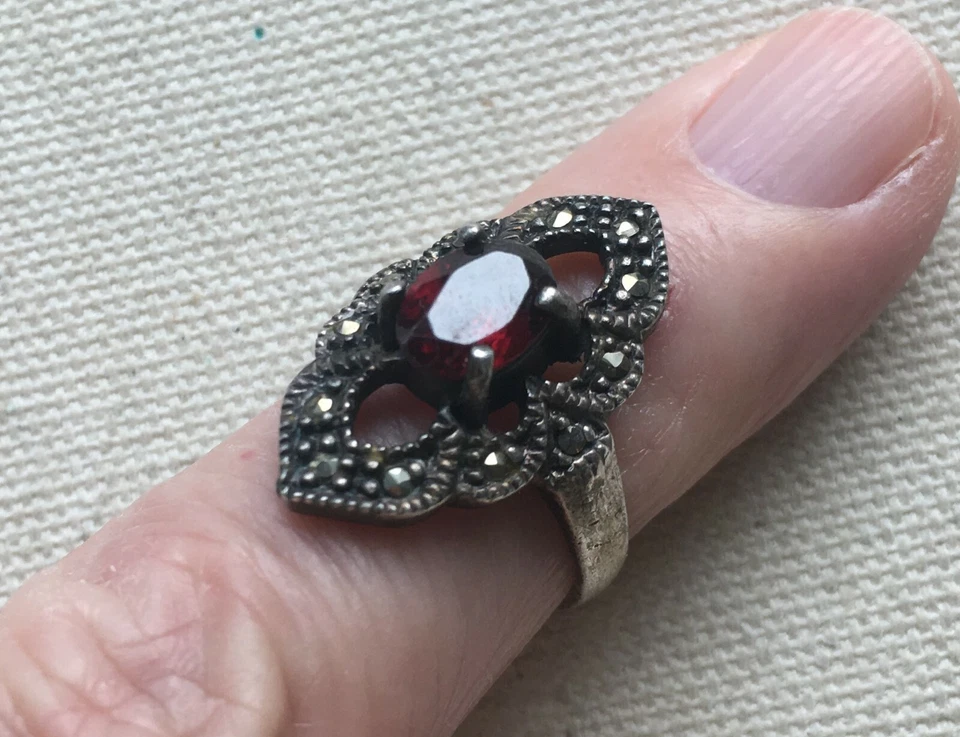 Anillo de cóctel gótico de marcasita solitario esterlina steampunk retro marquesa 5,5  Foto 2 de 4