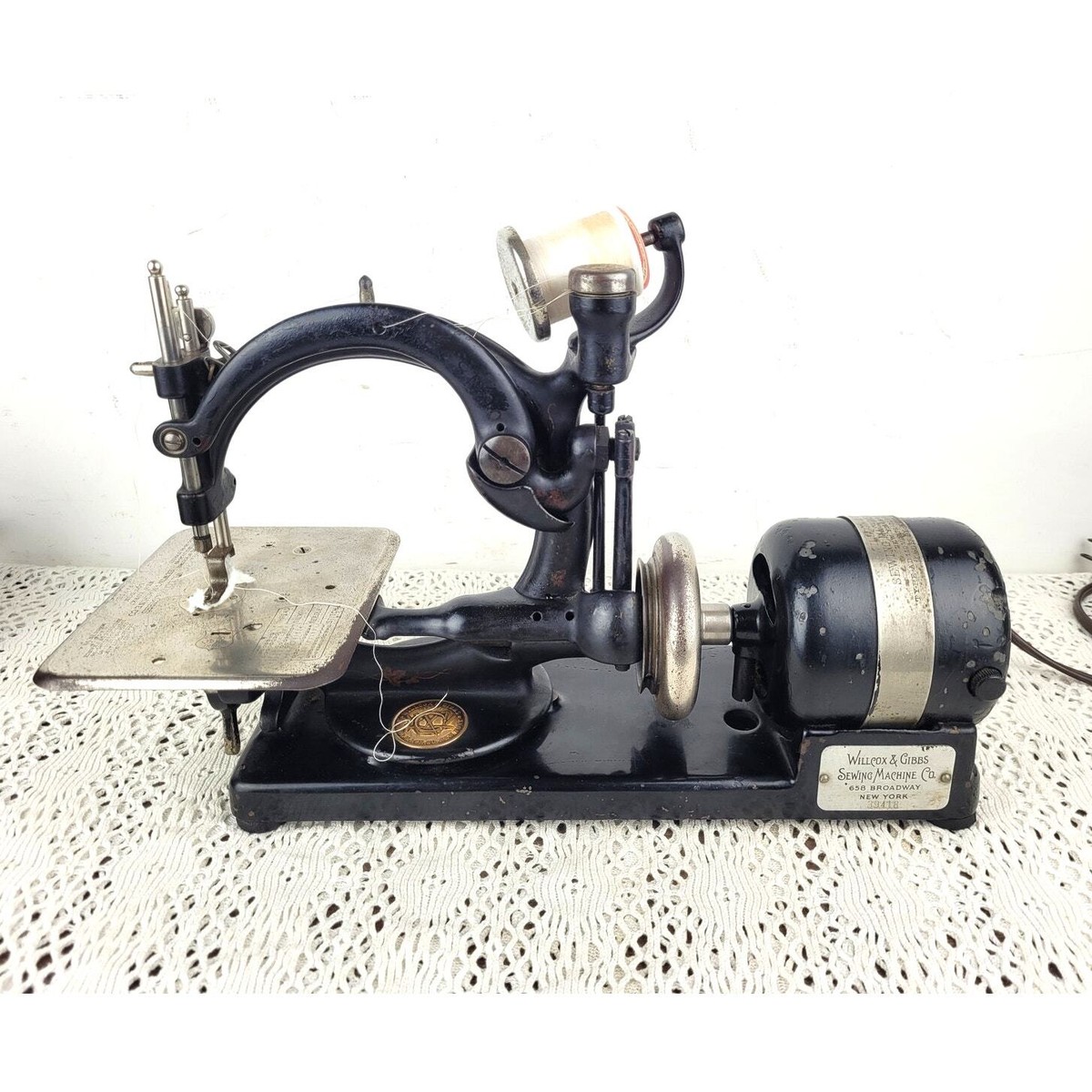 Antique Willcox and Gibbs Automatic Sewing Machine with