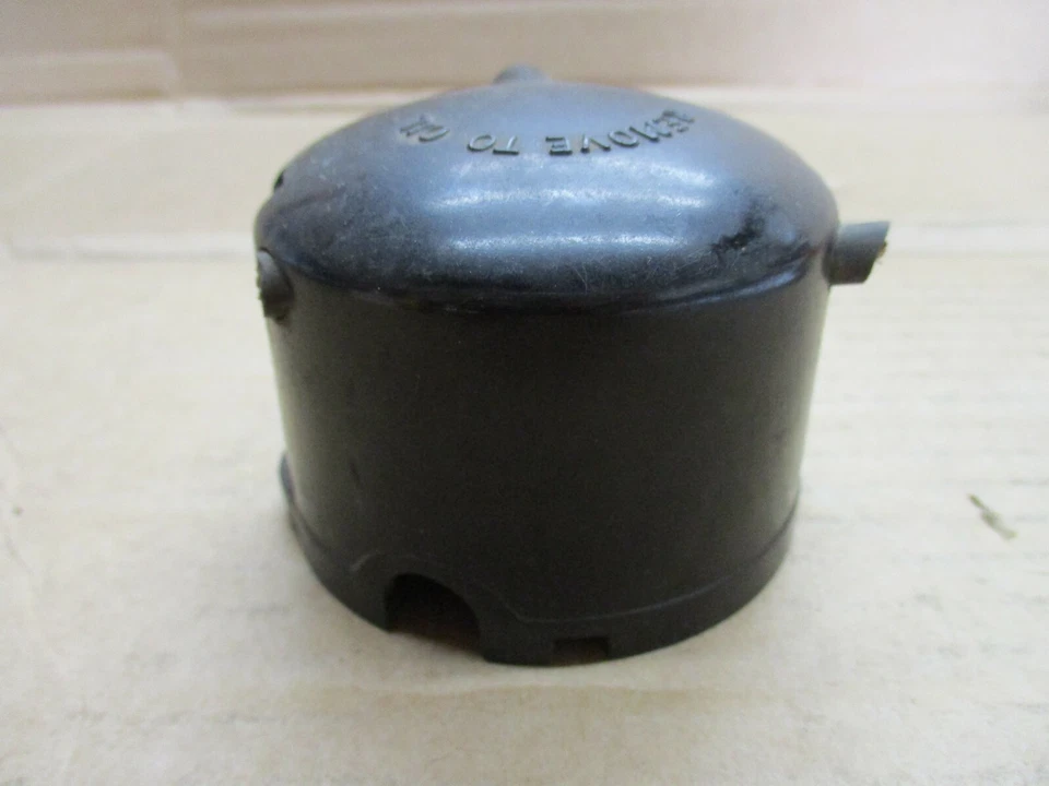 Vintage Early MG MGB Distributor Cap    AD4 - Image 4 of 4