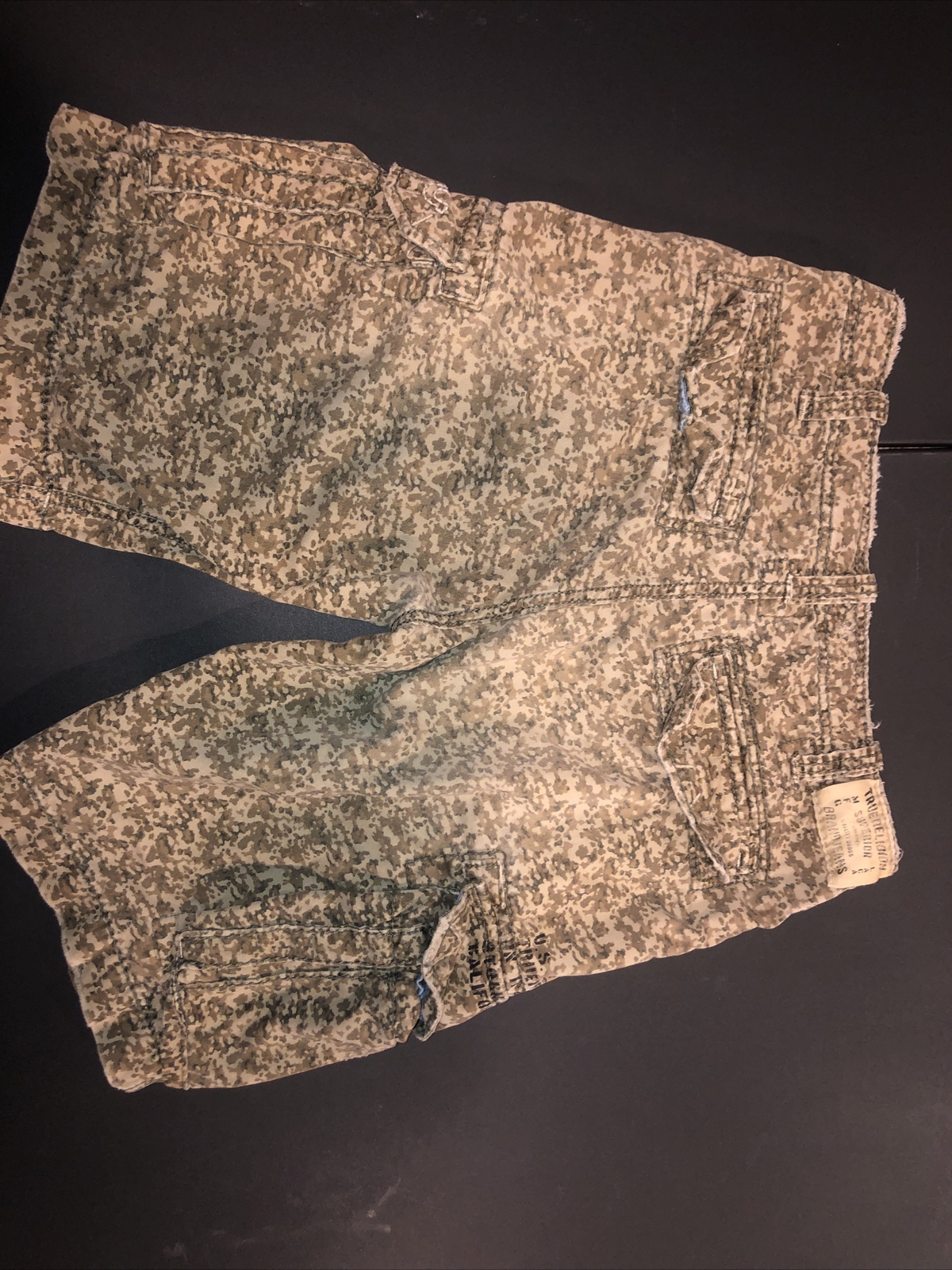 True Religion Mens Commander Cargo Shorts Camo Size … Gem