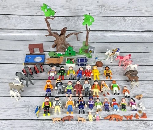 Vintage Geobra Playmobil 90s To Modern Figs Accessories Ect Huge Lot