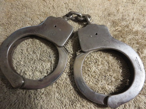 Peerless cuffs. Tall case, NOT single link, WITH logo. Post 1914. two pat. dates