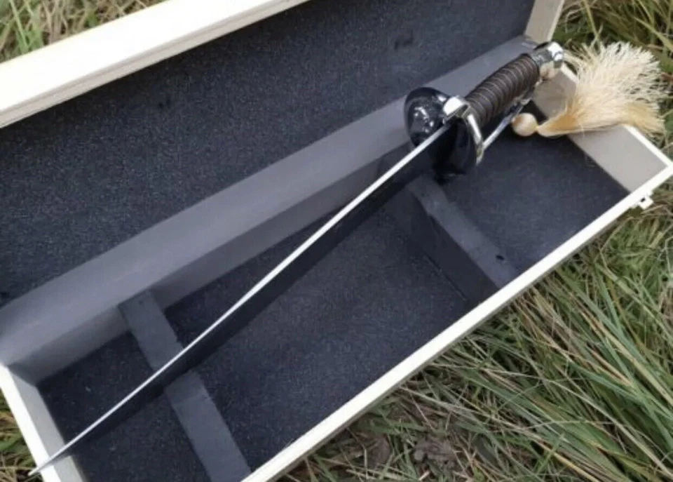 Espada Sable Champagne Hecha a Mano Laguiole Edición Limitada Con Caja Foto 2 de 4