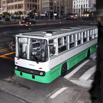 Ikarus 260 Bus Weiß Grün  Modellauto 1:43 Modimio 