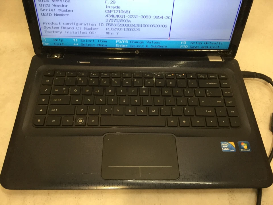 HP dv6t-3200 / Intel Core i3 M370 @ 2.40GHz / (CASE DAMAGE/MISSING PARTS!) -MR - Image 2 of 4