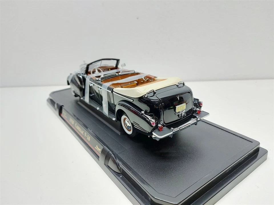 Cadillac V-16 Presidential Limo F. D. Roosevelt USA 1938 - 1/24 Road Signature - Immagine 3 di 4