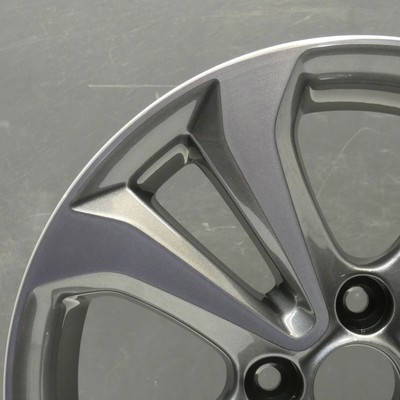 Genuine Hyundai I10 15” X 6j Alloy Wheel Grey Diamond Cut 52910  