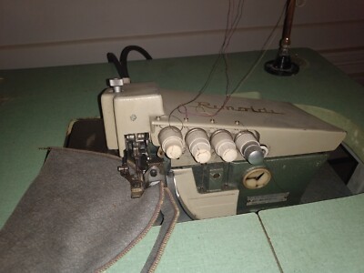 Rimoldi Sewing Machine 327-00-2CD-32, machine and table. 3