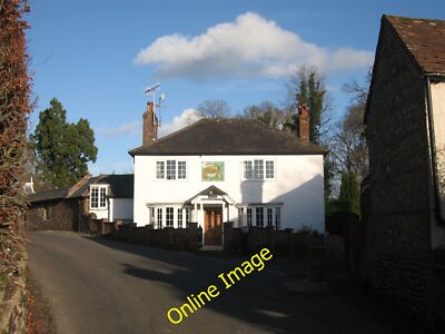 Foto 6x4 Dragon Lodge, Millbridge, Frensham Unterkunft zur Selbstverpflegung. c2014