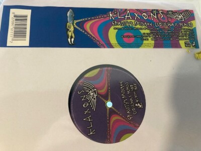 Klaxons    Gravity's Rainbow (Soulwax Remix)  12''