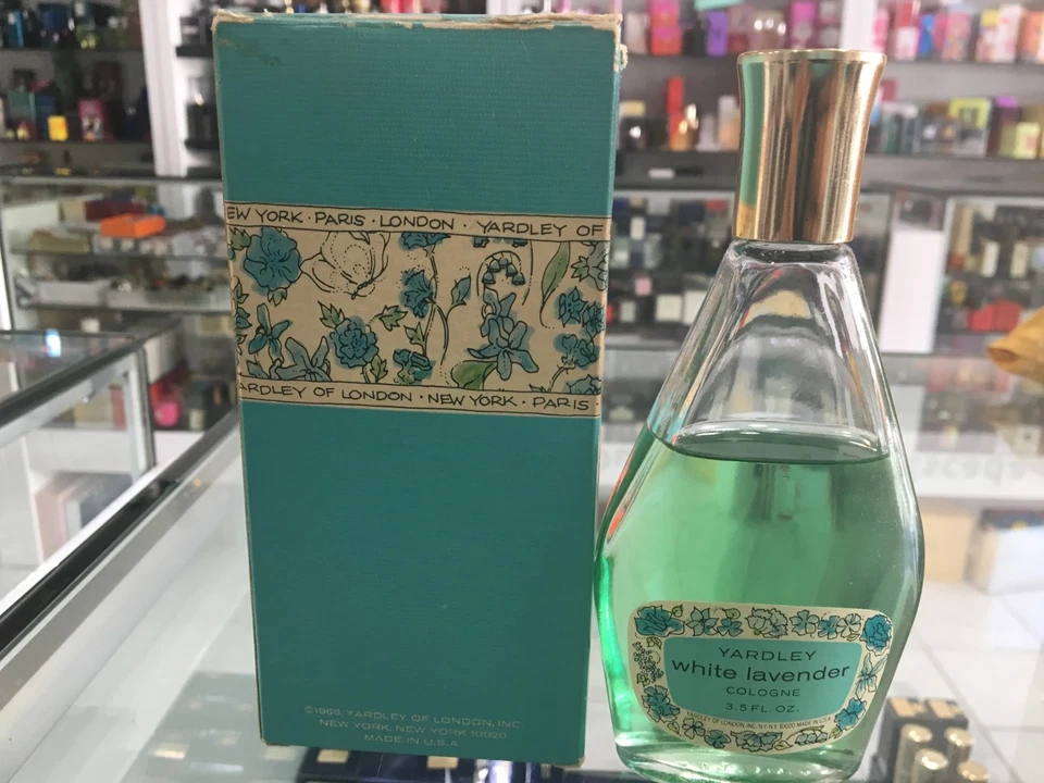 Yardley 白色薰衣草古龙水 3.5 液量盎司飞溅 (%25% 带盒) — 第 2/2 张图片