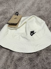 Nike Unisex Apex Futura Bucket Hat Cap White/Black logo Sz Medium FB5381-100 NWT