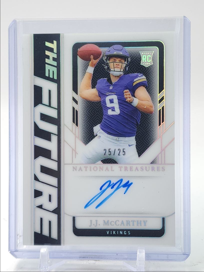 J.J. MCCARTHY 2024 NATIONAL TREASURES THE FUTURE ROOKIE HOLO AUTO 25/25 Q4186