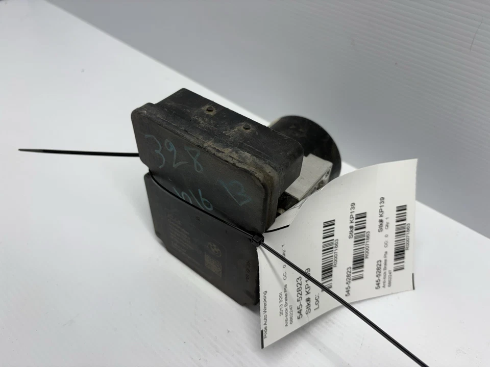2013 2014 2015 2016 BMW 320i 328i 335ix ABS антиблокировочный тормозной насос блок 6862247 - Изображение 3 из 4