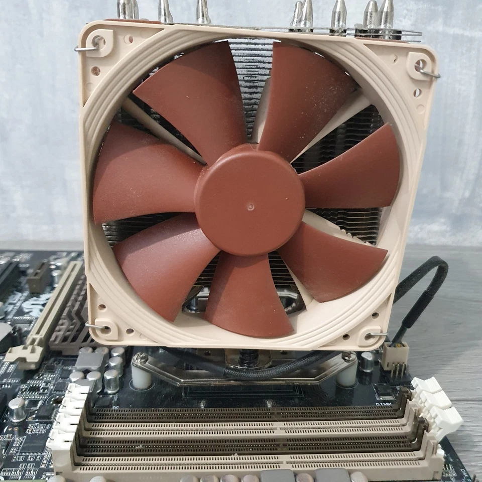 ASUS Sabertooth 990FX R2.0 Motherboard AMD Phenom II Cpu Noctua Cooler + Fan - Image 2 of 4